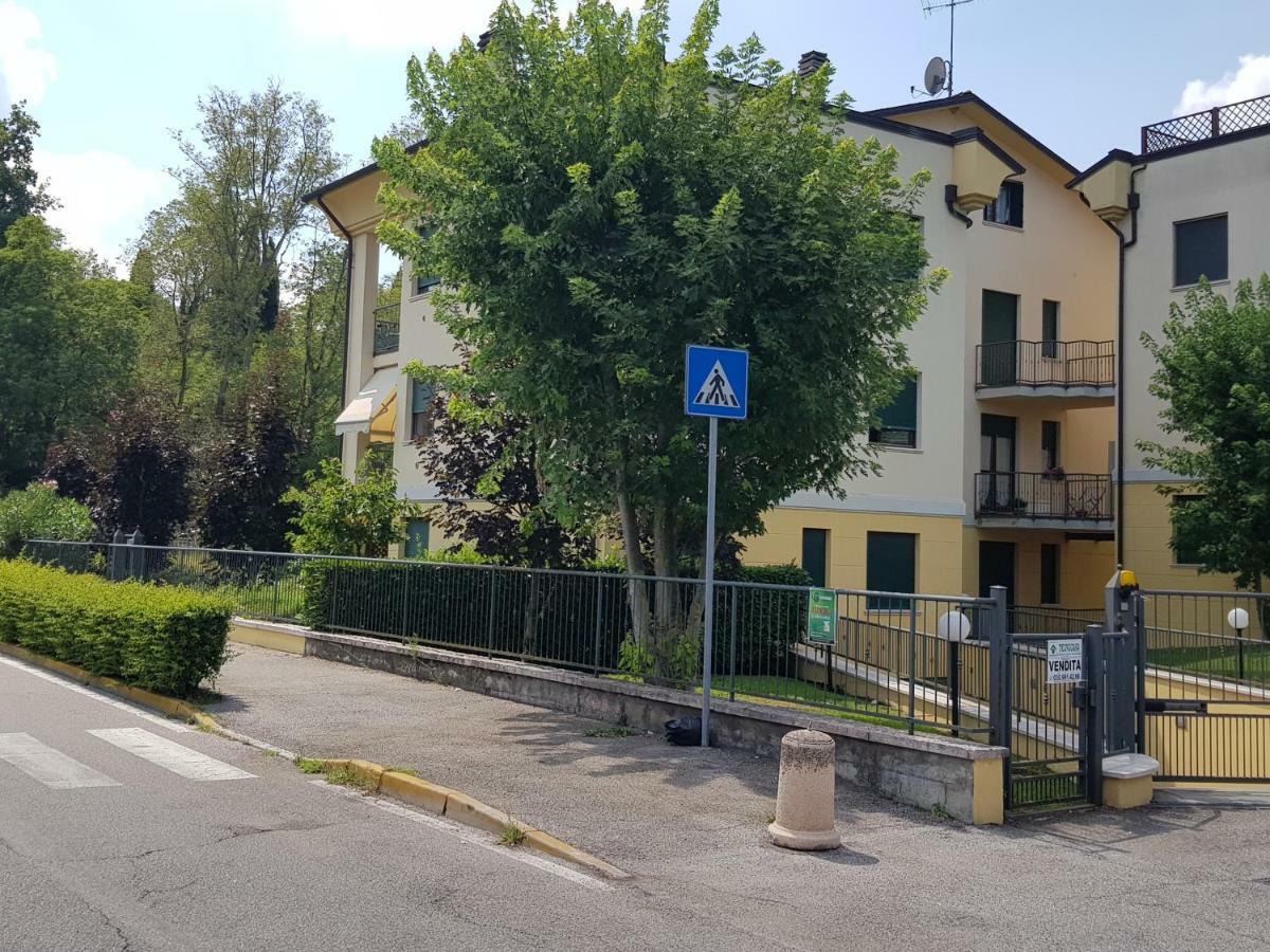 Appartamento Diamantina Desenzano del Garda Ngoại thất bức ảnh